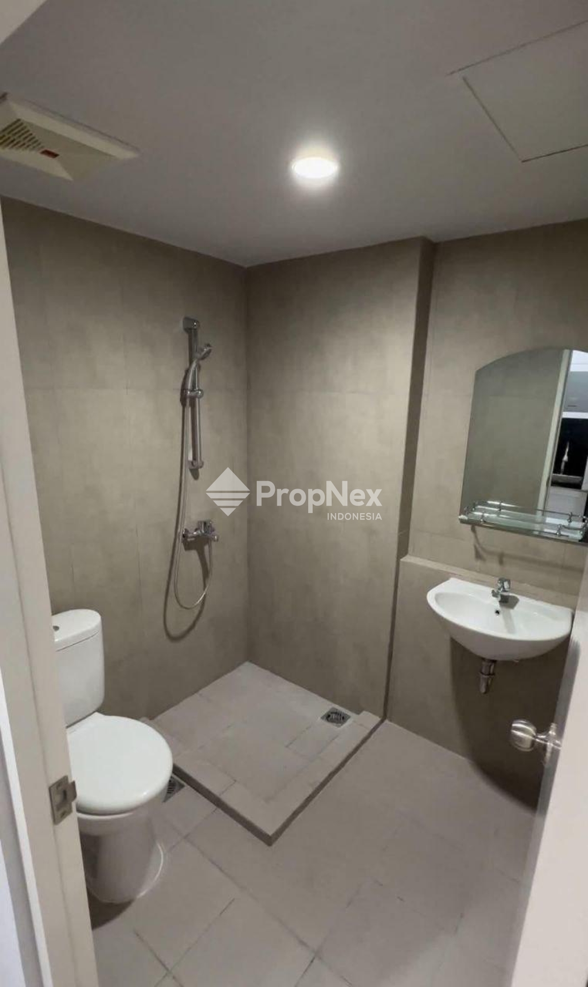 Studio Apartemen Cornell Full Furnished High Floor — foto 3